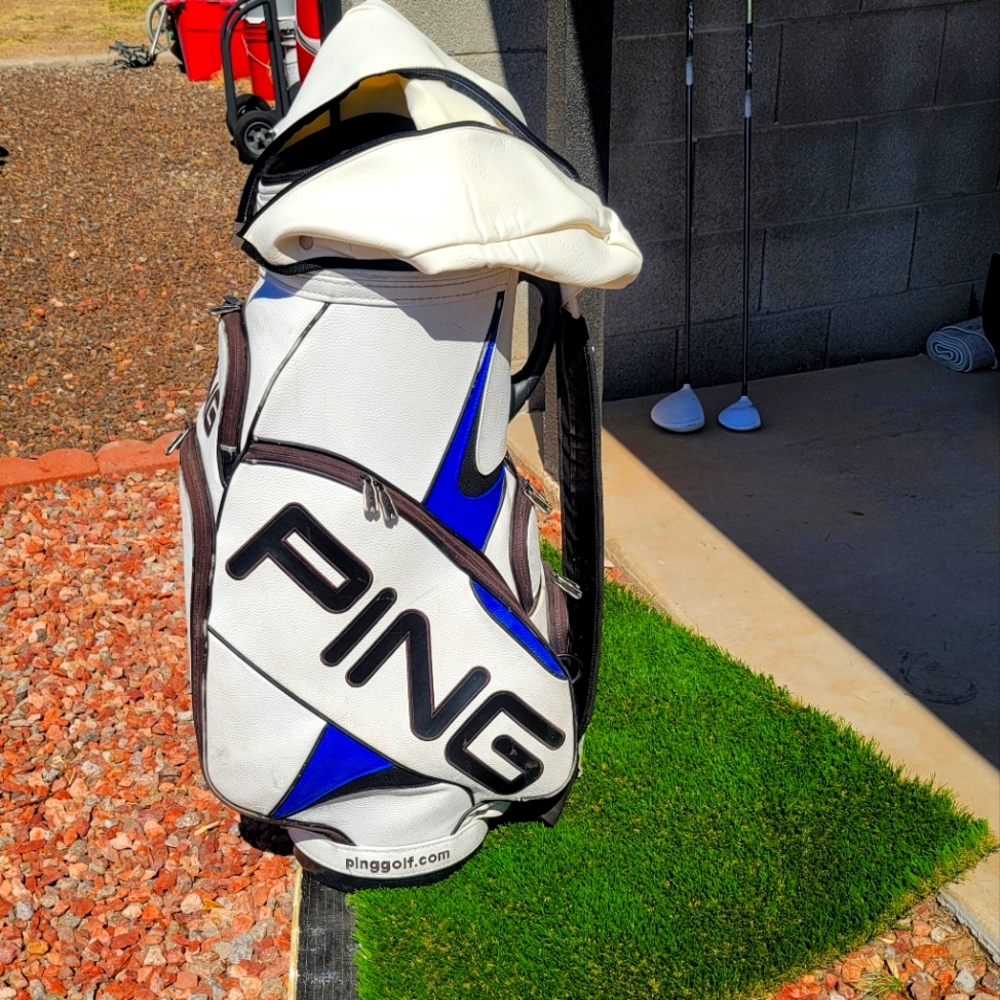 PING STAFF/ CART BAG